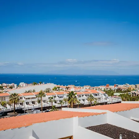 4 Island Village With Wi Fi And Pool Apartment
